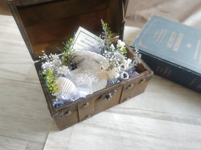 貝殻の宝箱＊リングピロー | iichi 日々の暮らしを心地よくする