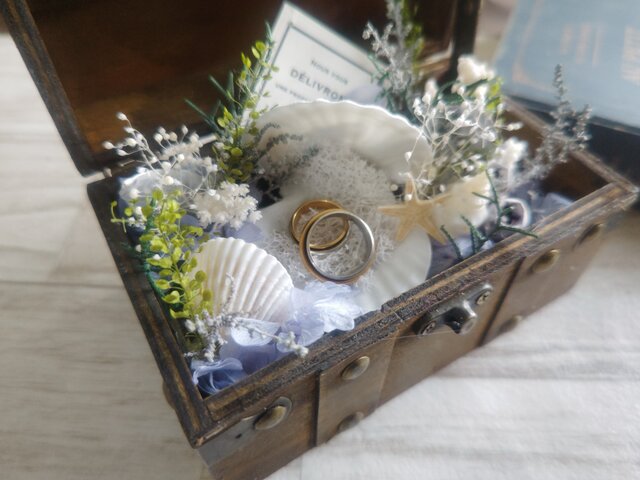 貝殻の宝箱＊リングピロー | iichi 日々の暮らしを心地よくする