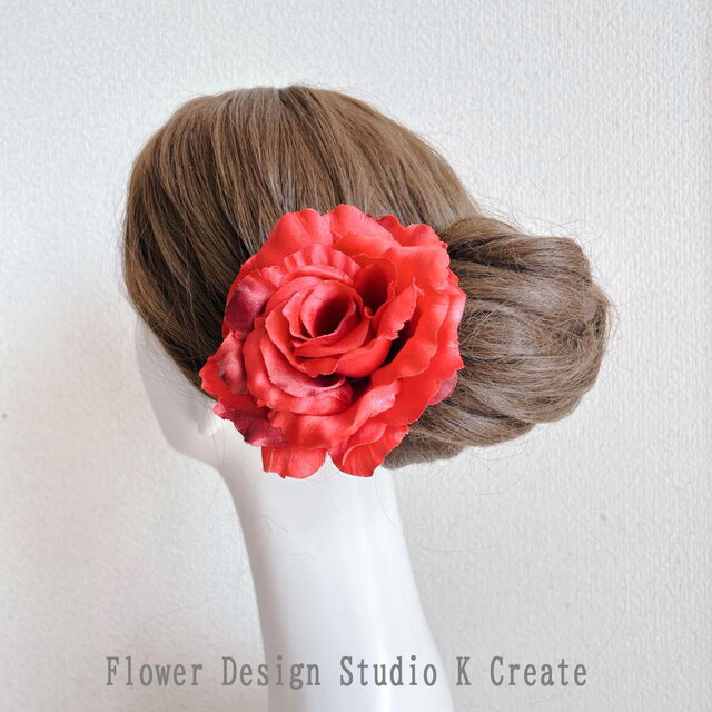 赤い薔薇の髪飾り 赤 レッド 大きめ　花　フラメンコ　フローレス　花径12cm　赤　レッド　バラ　薔薇