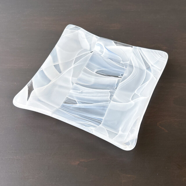 ゆらゆら　中角皿　４