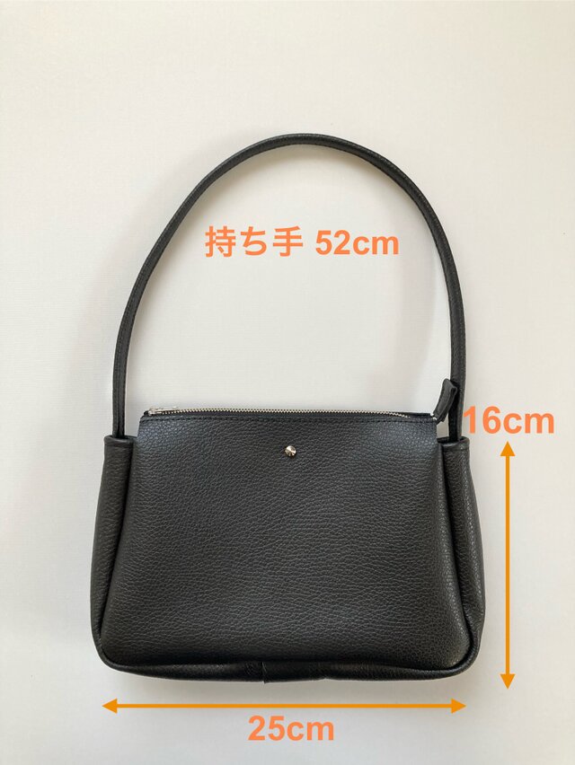 一粒スタッズのコンパクトハンドバッグ＊イタリアンレザー シュリンク
