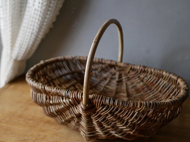 コロンとしたパニエ フランスアンティーク ブロカント アンティークの