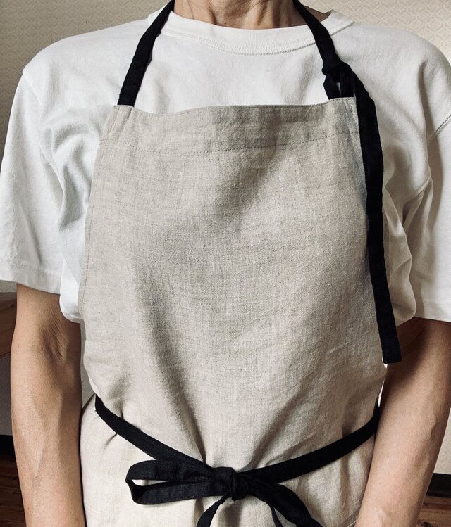リネンエプロン バイカラー〉 | iichi 日々の暮らしを心地よくする