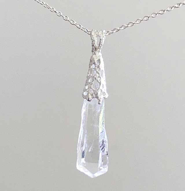 鉱物の表情＊white amethyst 925 lace pendant