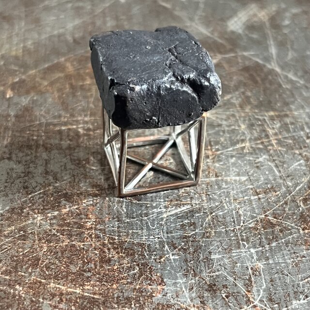 リング(指輪)黒釉　square