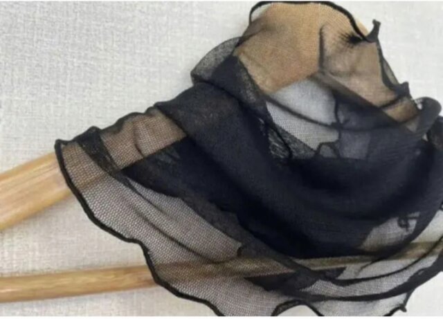 希少ブラックシルク100%レースシングルウェーブ手作りネックウォーマー  