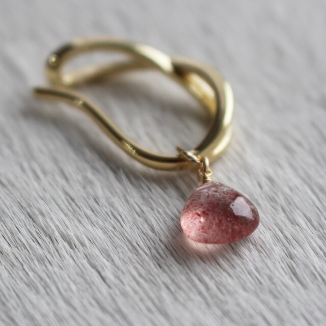 ✨くすみピンクが大人可愛い✨ ピンクエピドート＜マロン・プレーン＞のイヤーカフ