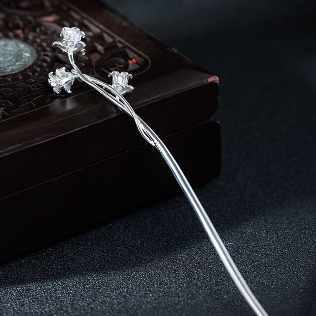 鈴蘭のかんざし - 和装にも洋装にも合うデザイン K181 | iichi 日々の