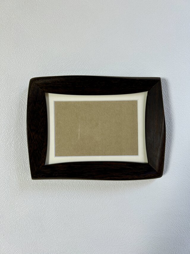 ウエンジ無垢材を天然オイルで仕上げたフォトフレーム