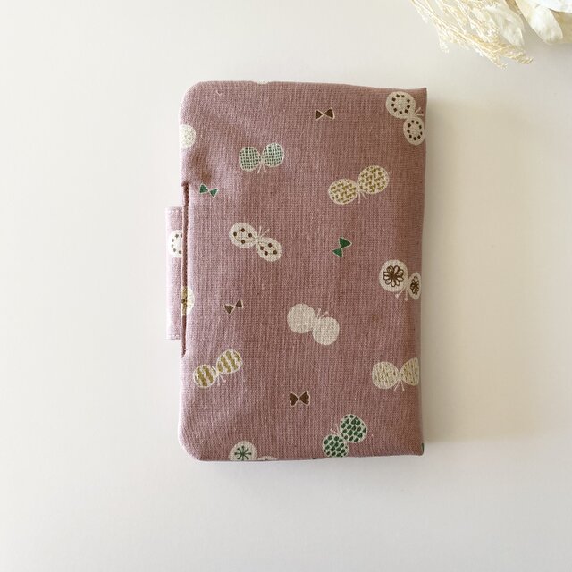 北欧柄ちょうちょ マルチケース 母子手帳ケース 【くすみピンク