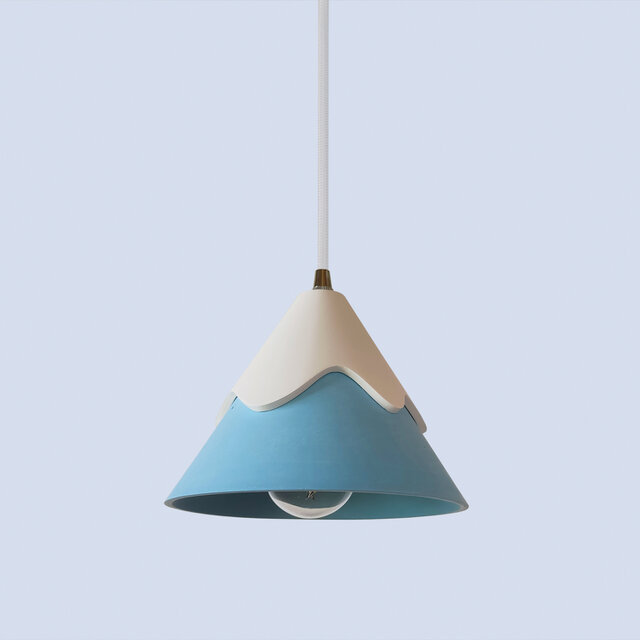 白と明るい青のアルプスのグローランプ Rei Lamp | iichi 日々の