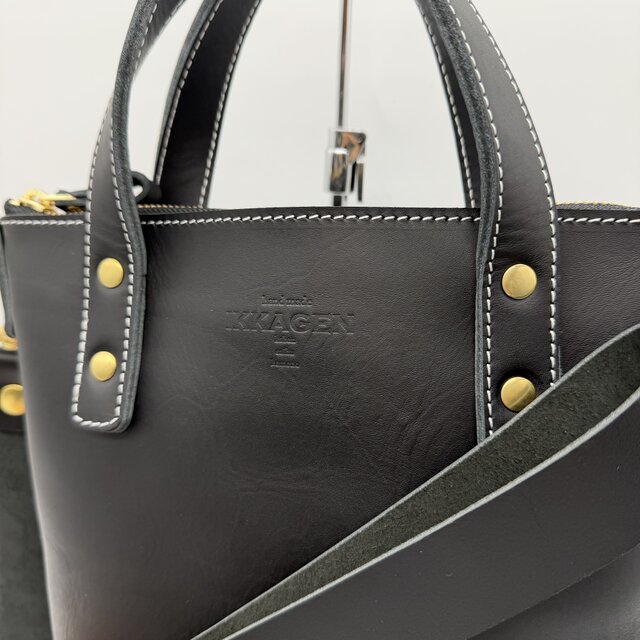 レザー2way縦長ショルダーバッグ（ハンドメイド／2WAY／ファスナー付