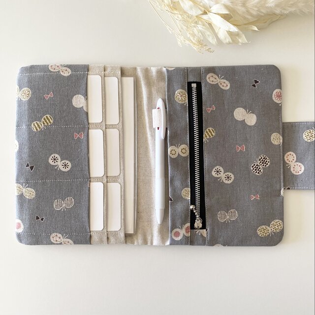 北欧柄ちょうちょ マルチケース 母子手帳ケース 【グレー】 S.M.L