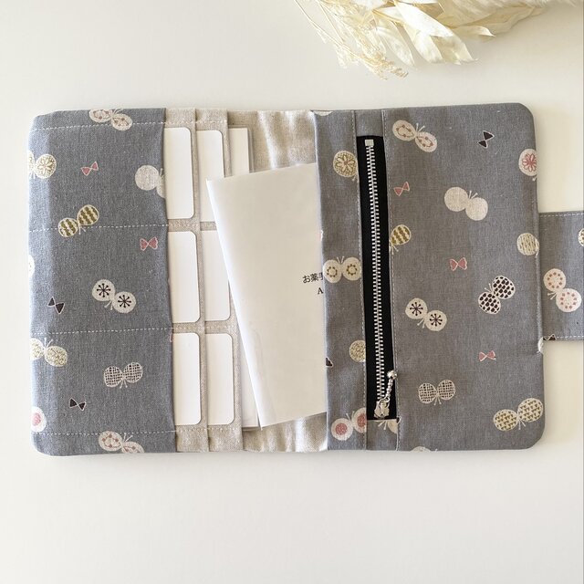 北欧柄ちょうちょ マルチケース 母子手帳ケース 【グレー】 S.M.L
