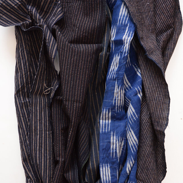 古布 はぎれ 木綿 縞模様×4枚＋絣×1枚 和布 端切れ セット