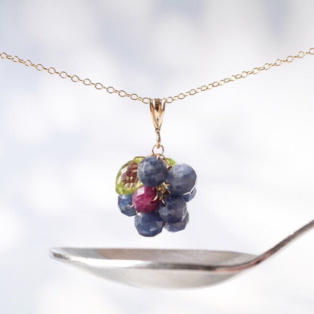 「ブルーベリー」ネックレス サファイア ルビー ペリドット 誕生石 天然石 14kgf フルーツ 金属アレルギー対応