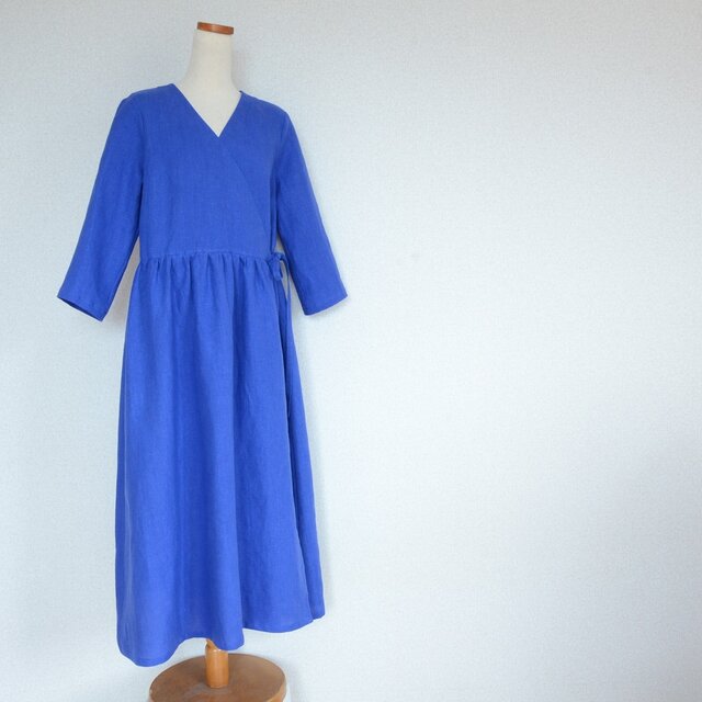 海色のカシュクールワンピース リネン100％ ロイヤルブルー | iichi