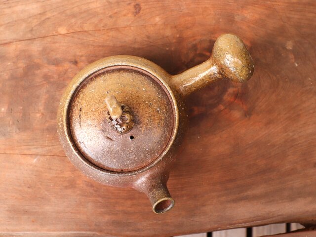 備前焼 急須・鯱 k1-092 | iichi 日々の暮らしを心地よくする