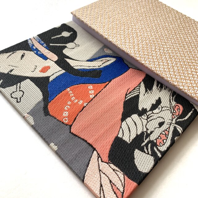 『情話新集（1）葛城太夫』　竹久夢二御朱印帳　B6大判サイズ　龍　着物　鹿子柄　吉祥文様　美人画　御朱印帳　桐生織物