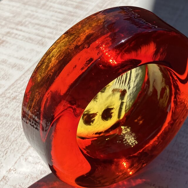 北欧＊エリック・ホグラン／鮮やかな赤のアッシュトレイ