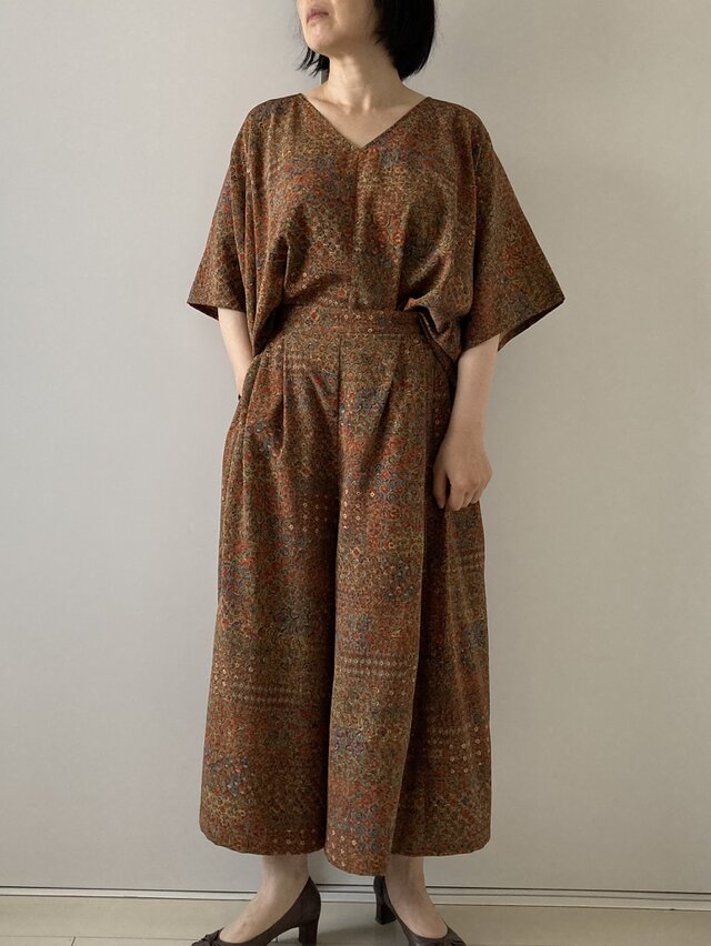 着物リメイクキュロット　更紗柄