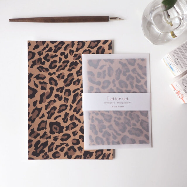 ヒョウ柄のレターセット