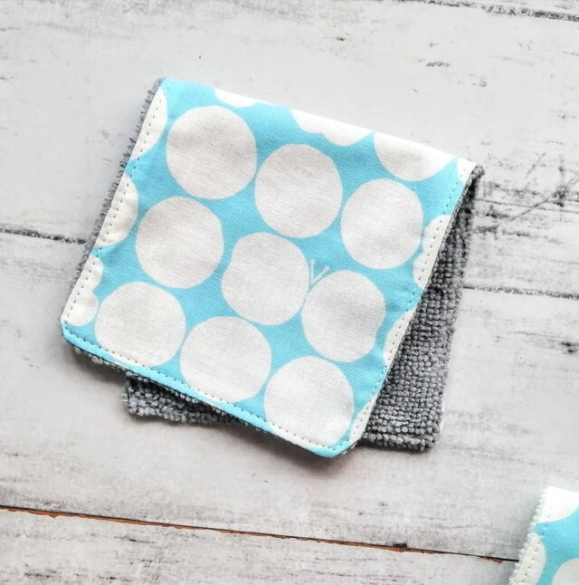 ハート　ハーフハンカチタオル　名入れ