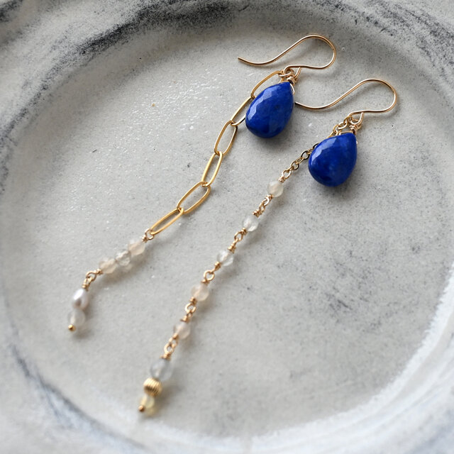 ラピスラズリのロングタイプピアス・イヤリング変更可