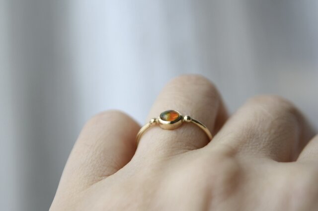 マル４５、ｋ１０YG、ファイヤーオパール、イエローサファイヤ、リング、 マル45、k10YG、ファイヤーオパール、イエローサファイア、リング。