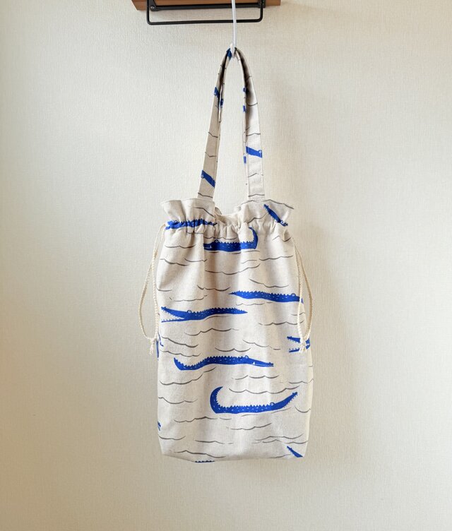 保温保冷シート付き巾着型エコバッグ・大きめ（ワニ）