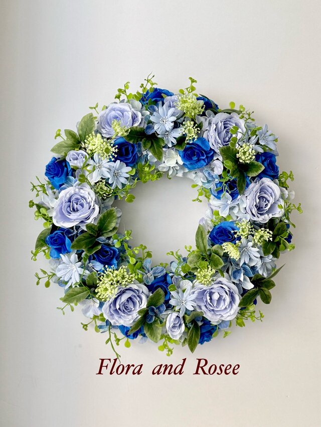 パステルブルーのローズリース