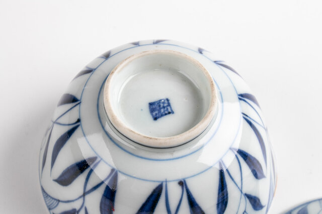 古伊万里 染付 草葉文蓋茶碗 1客 江戸後期 | iichi 日々の暮らし