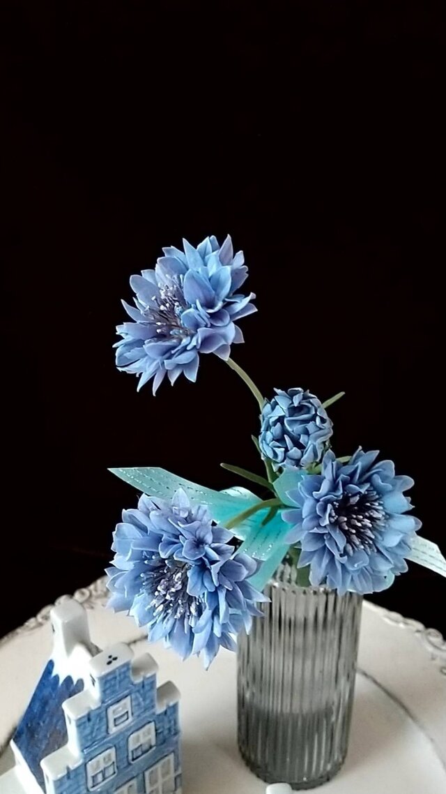 ☆粘土の花[アンティークな矢車草]☆ | iichi 日々の暮らしを心地よく