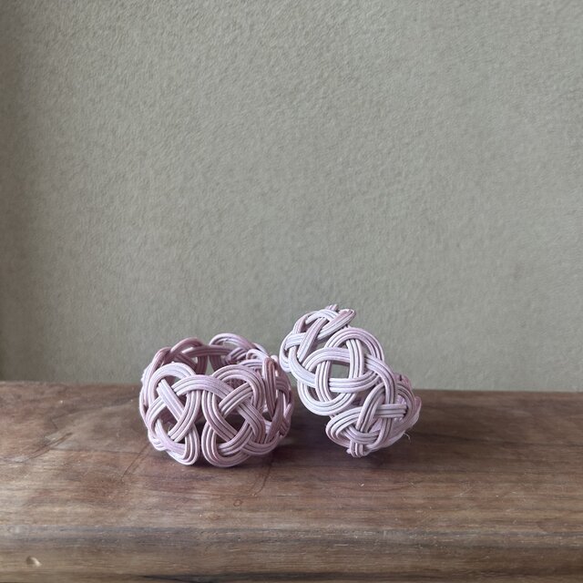 籐のバングル（ピンク)