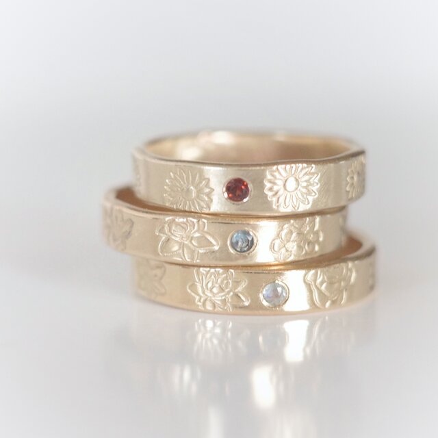 《誕生花 (選べる4種)／誕生石》フラットリング 14kgf ピンキーリング対応 ルビー ひまわり追加 ご褒美 ギフト