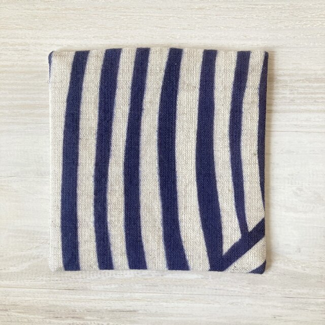 型染め コースター11センチ角「糸巻き」