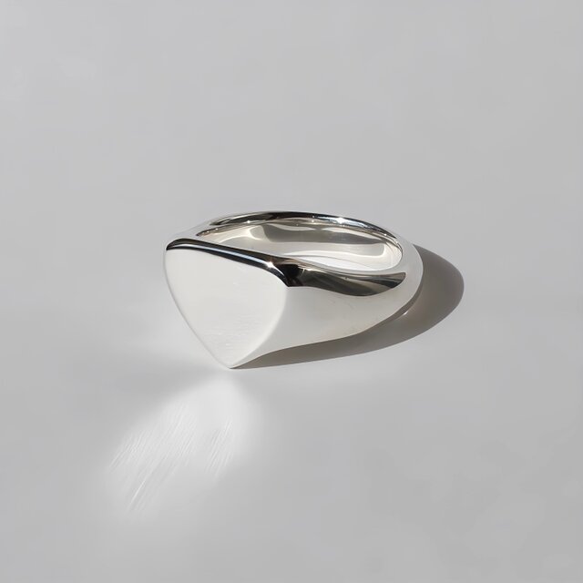 Triangle Signet Ring / SV925