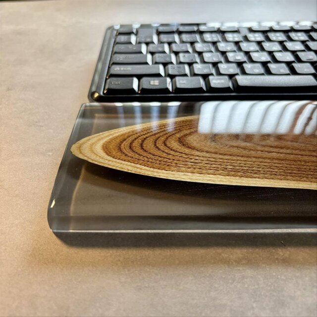 アームレスト パームレスト リストレスト マウスパッド 木製 無垢材 おしゃれ アームレスト パームレスト リストレスト 100％ キーボード マウス