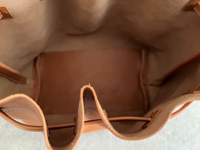 巾着バッグ キャメル イタリアンレザー ＜F＞ | iichi 日々の暮らしを