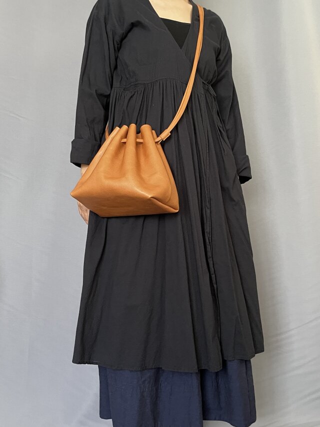 巾着バッグ キャメル イタリアンレザー ＜F＞ | iichi 日々の暮らしを