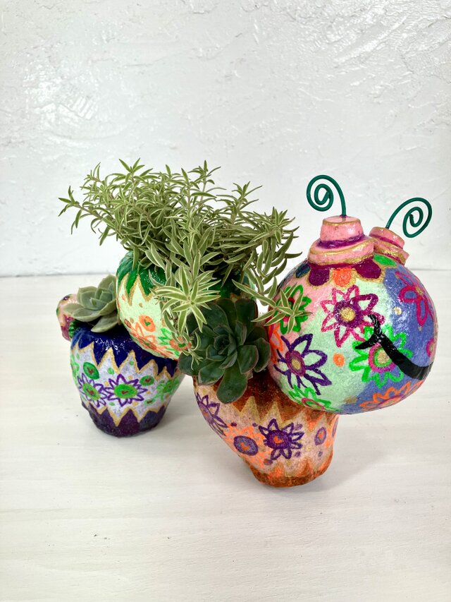 青虫 プランター オブジェ手作り セメント 植木鉢 | iichi 日々の