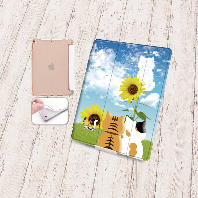手帳型iPadケース【バックカバー：ソフトタイプ】片面印刷/カメラ穴有【ほのぼのにゃんことにゃんこのしっぽ（ひまわり）】