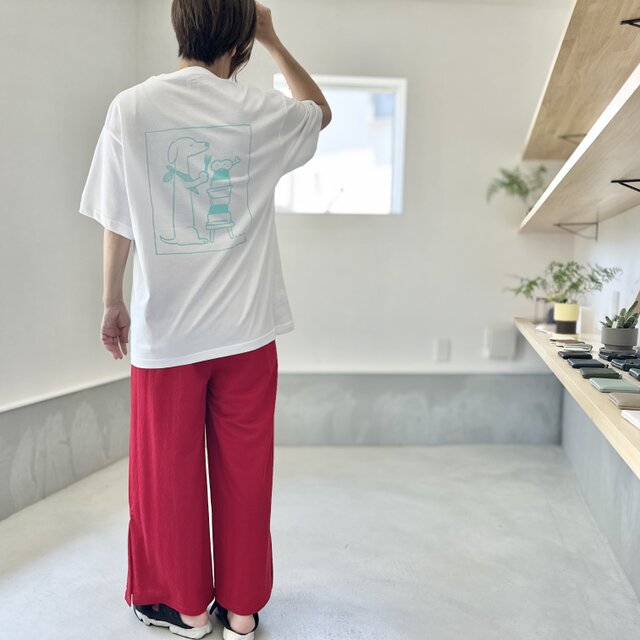 2025新作』【ユニセックス】コラボプリント リラックスフィットTシャツ