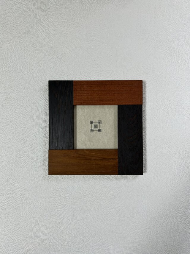 チークとウエンジ無垢材を天然オイルで仕上げたフォトフレーム