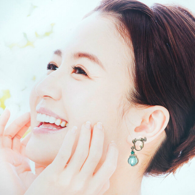 とんぼ玉イヤリング＊ブルーsv | iichi 日々の暮らしを心地よくする