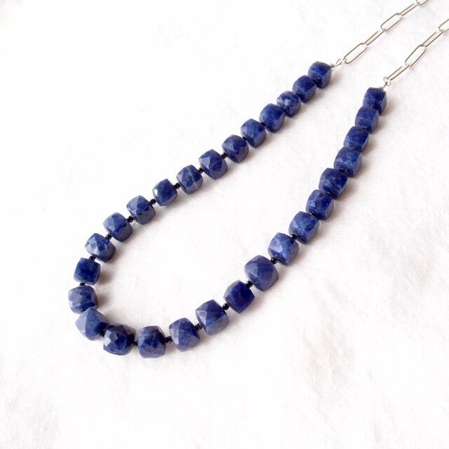 Sodalite × Chain Necklace／ソーダライト×チェーン ネックレス