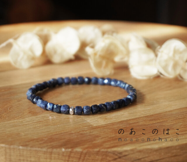 アフリカ産サファイアのブレスレット | iichi 日々の暮らしを心地よく