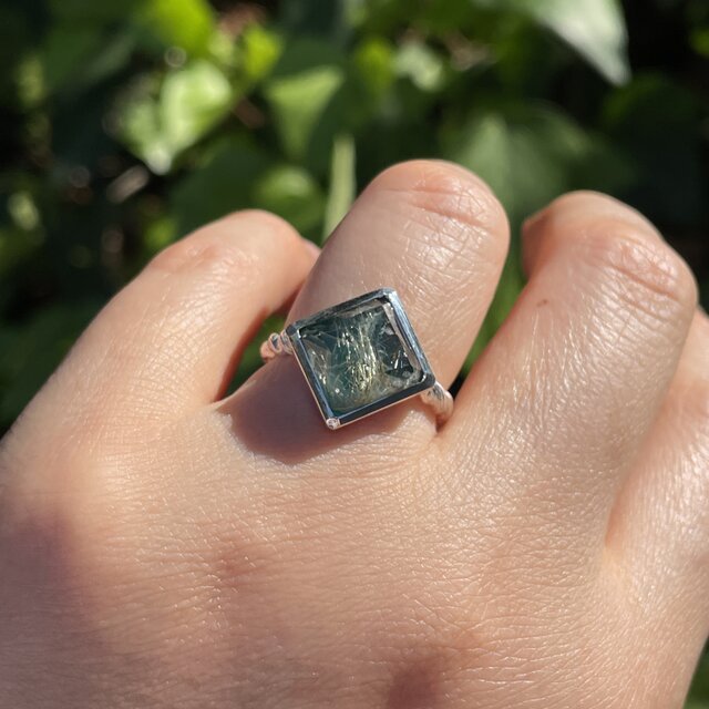 アパタイト × ルチルクォーツ ダブレット石 SQ立体カット