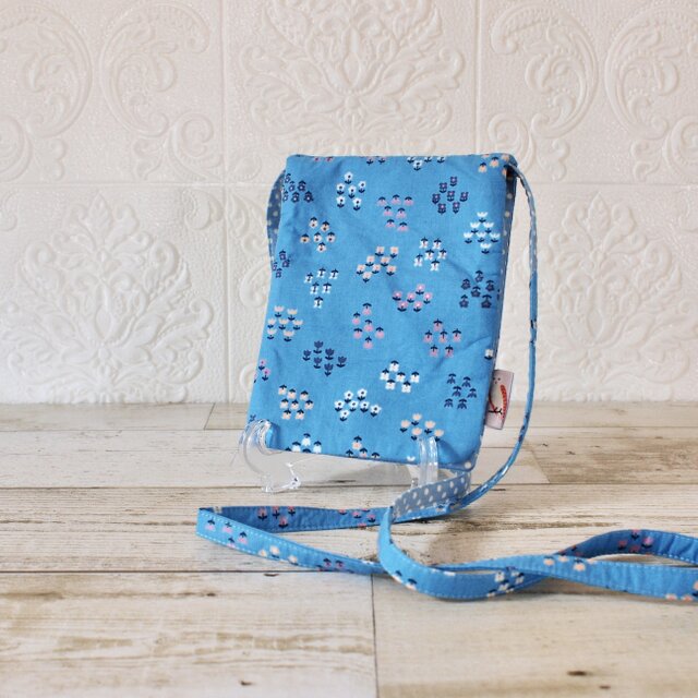 スマホケース　ショルダーポーチ　サコッシュ