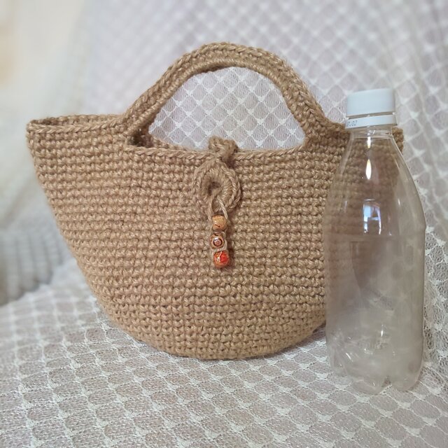 みーさんページ❤️ハンドメイド かごバッグ 麻バッグ 犬バッグ 麻のかごバック | iichi 日々の暮らしを心地よくするハンドメイドや